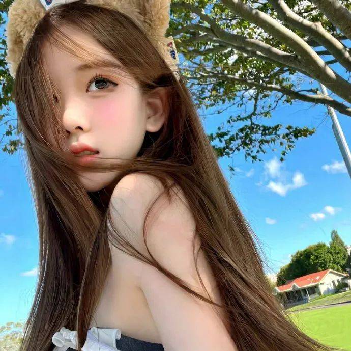 头像四月头像超级好看