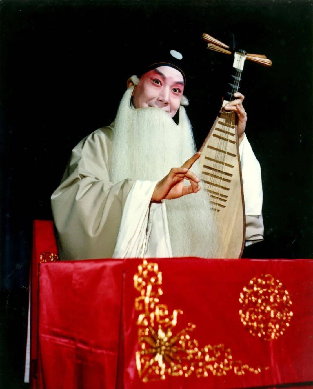 口述完善昆曲历史和文献建构全貌