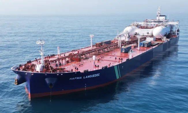 油轮市场还在大赚运价已创三十年来最高水平