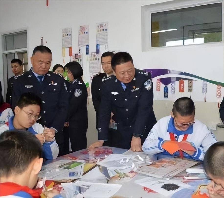 甘肃省酒泉监狱志愿同心文明同行