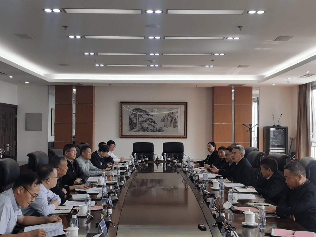 局领导到中国地调局汇报赴内蒙古等地学习考察