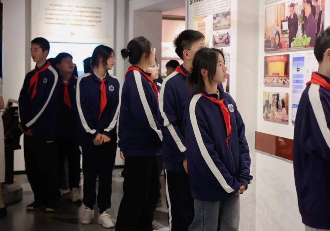 第一小学太仓市金仓湖小学太仓市科教新城南郊小学红色教育是爱的教育