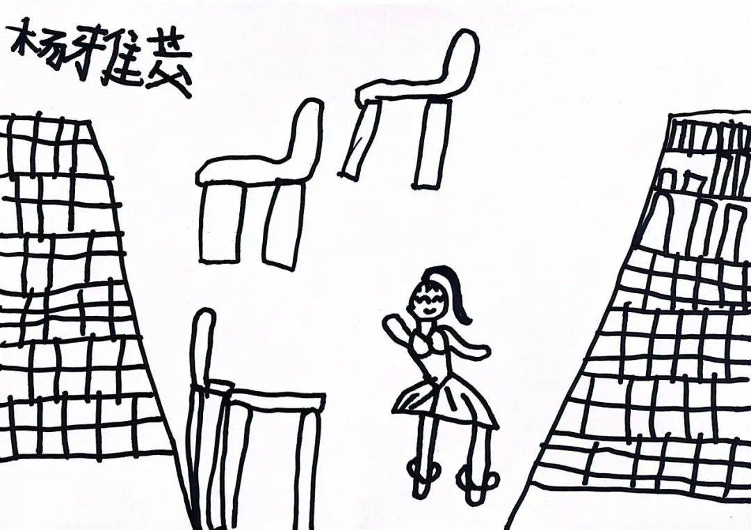 他们怎样上体育课?运动一个班有几个老师?他们教什么?