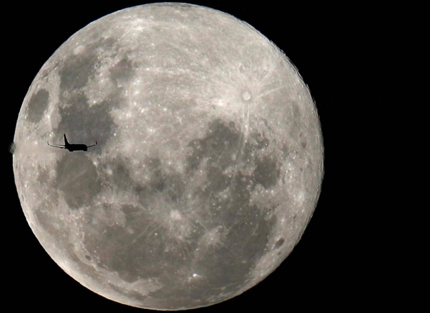 美国白宫命令nasa为月球制定时间标准