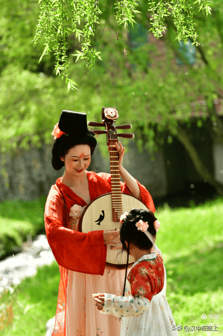 中国汉服之美在汉中_文化_人们_传统