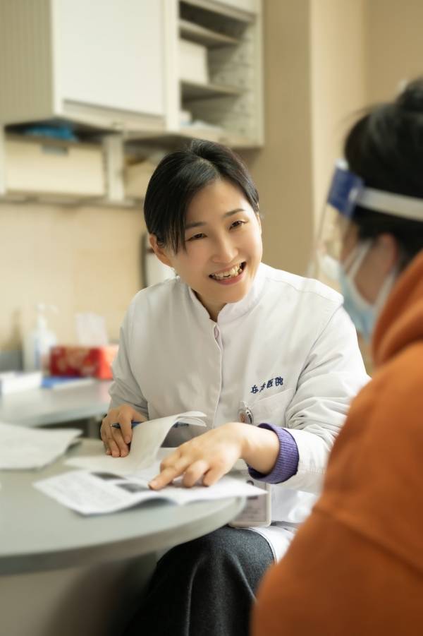 "救救产科"呼声下 申城"网红"妇产科主任的实践,布局和思考_刘铭_科普