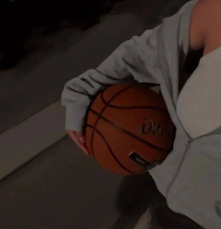 篮球纬度布朗尼参加24选秀含头像壁纸