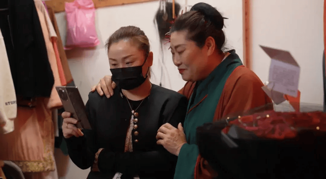 我和"王婆"有个约会,外国人眼中的"中国式相亲"_安泽_赵梅_舞台