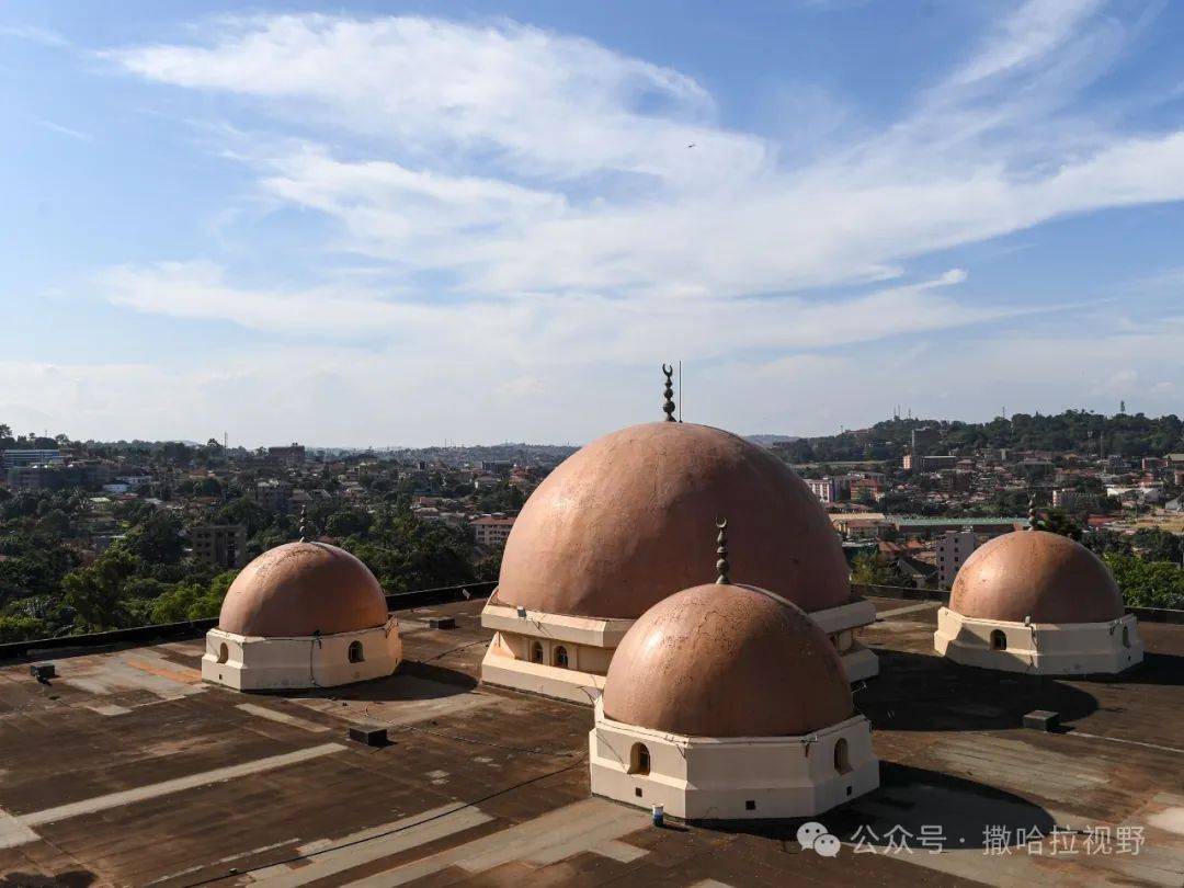 图集坎帕拉掠影