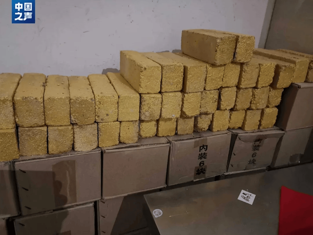 殡仪馆被曝高价售卖骨灰盒!_包头市_问题_市场