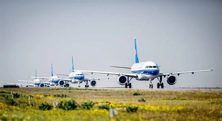 南航系3家航司资不抵债