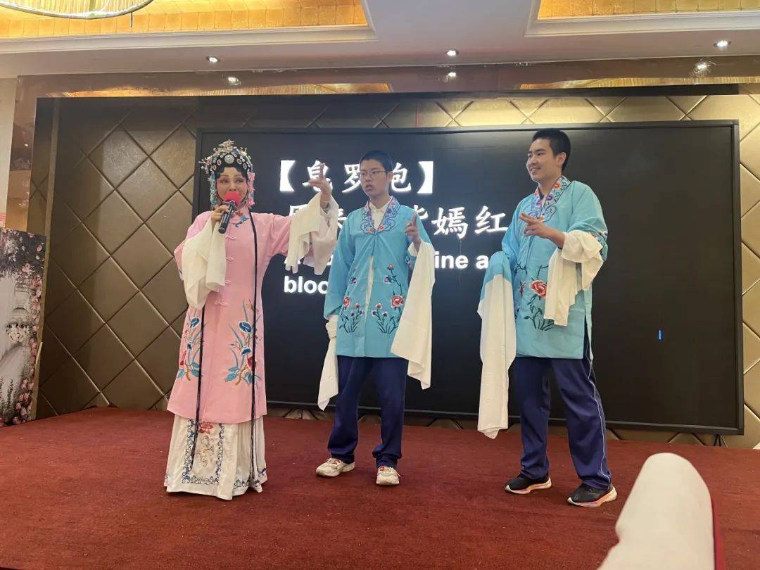 熠熠春日研学寻胜景灼灼芳华青春逐梦行北京市广渠门中学高一年级研学