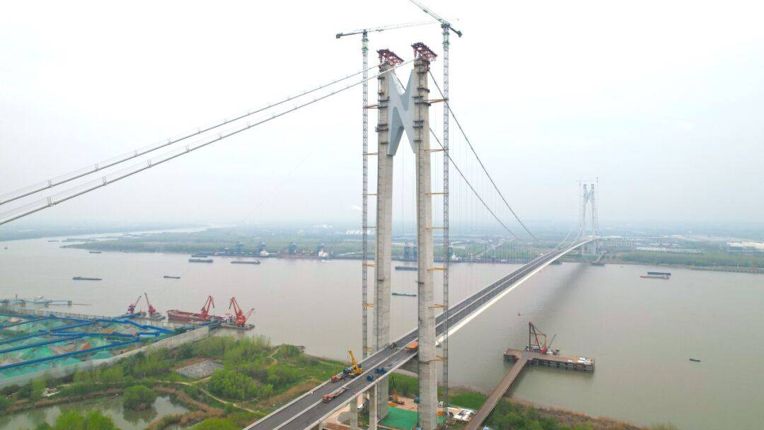 南京仙新路过江通道猫道顺利拆除完成