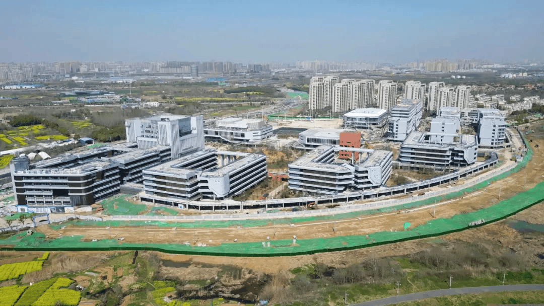 这些年,淝河瞄准"发展新高地,城市新中心"目标定位,纵深推进片区综合