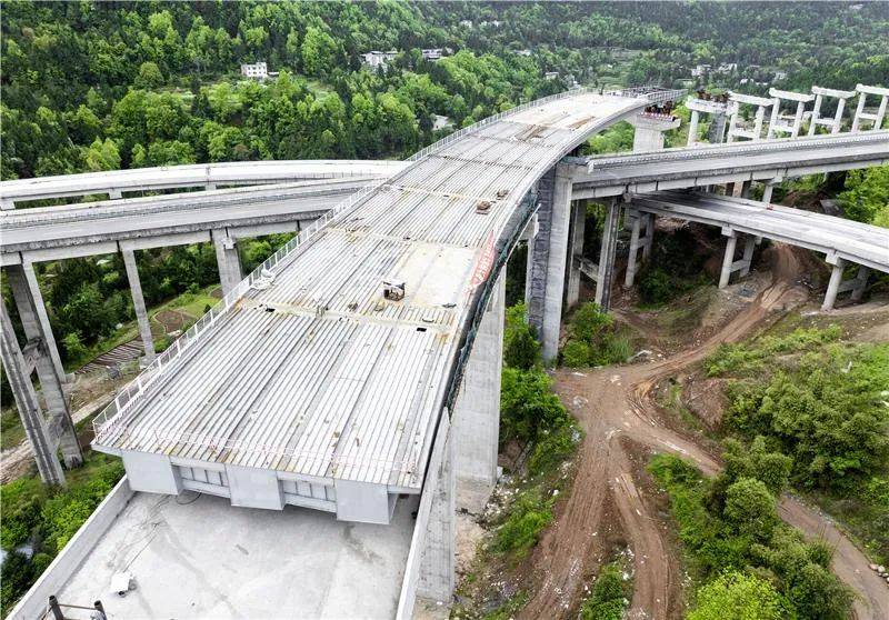 速看苍巴高速公路巴中段又有新进展