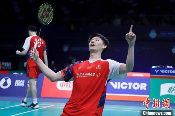 羽毛球亚锦赛:安洗莹苦战取胜 "图欧组合"惊险晋级_巴黎奥运会_男双