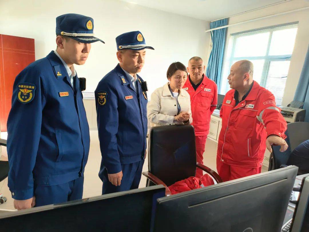 安塞区气象局与消防部门联合开展防雷及消防安全检查