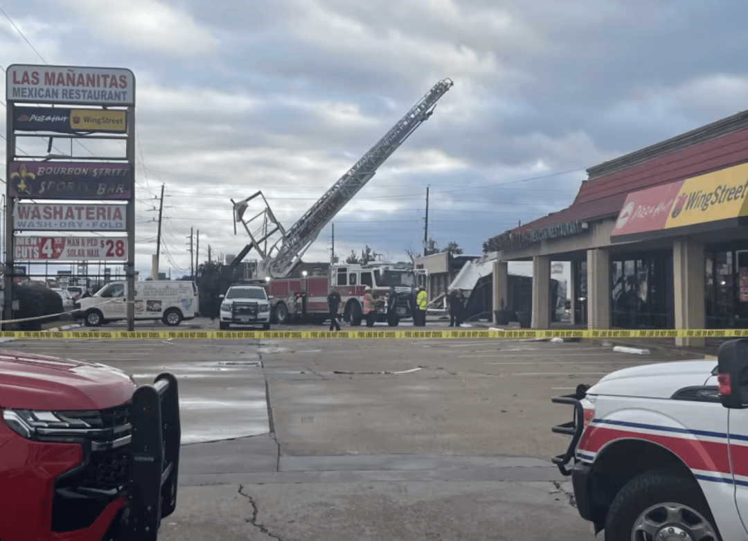 20万人断电一夜之间休斯顿遍地狼藉