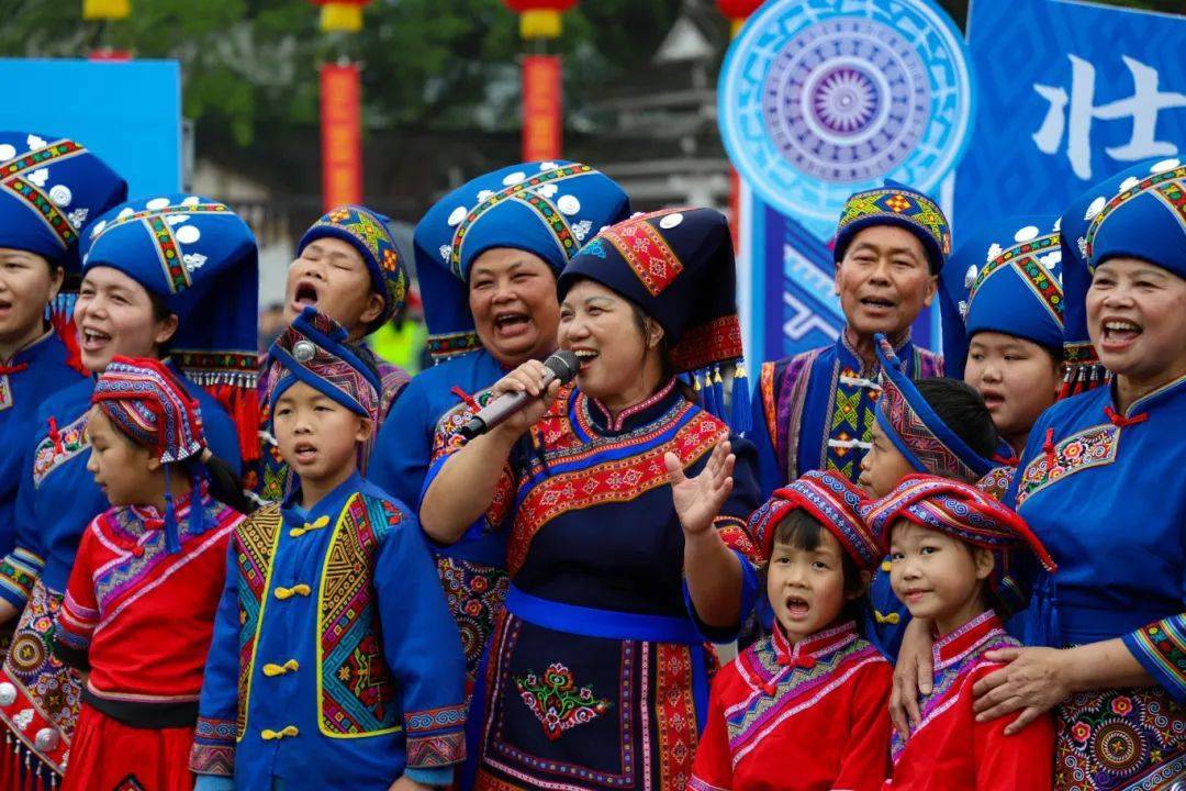 清远连山三月三壮族歌墟节开幕