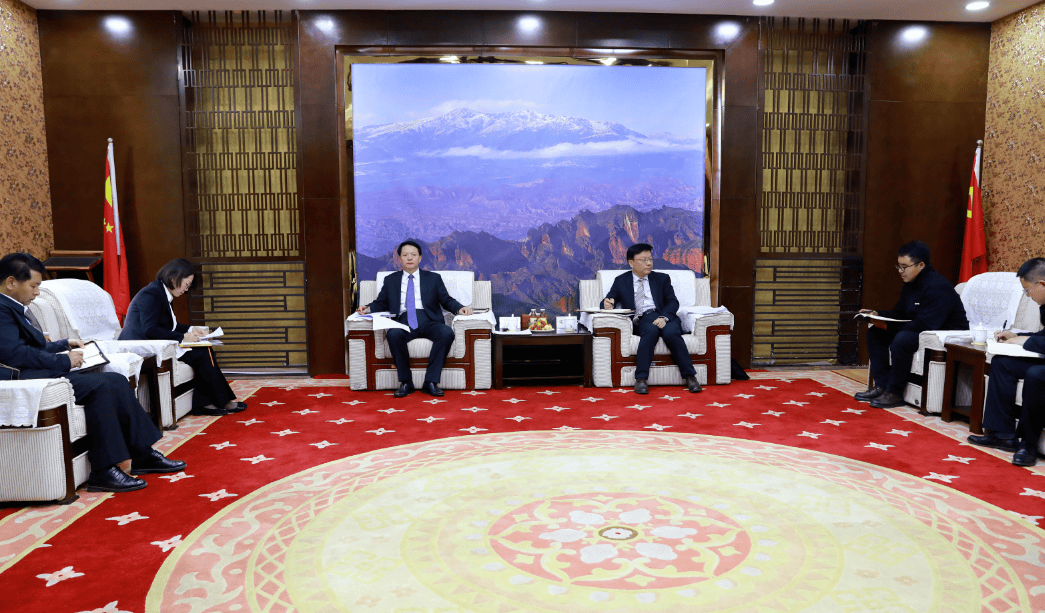 青海省黄南州召开新闻媒体座谈会_发展_宣传_工作