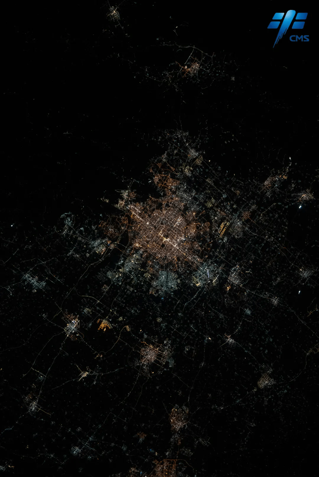 太空影集上新摄影师神十七乘组第一弹