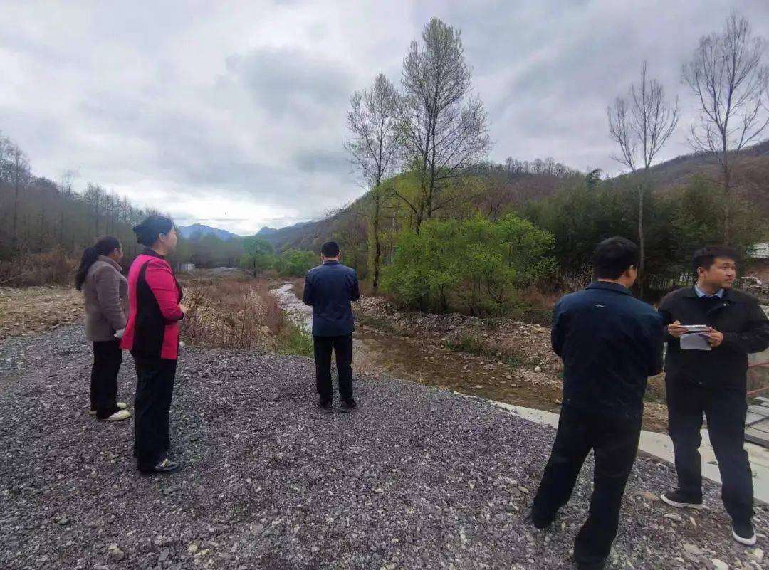 闻汛而动留凤关镇扎实做好山洪灾害防御准备工作