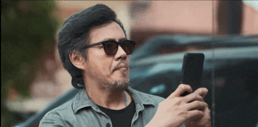 与此同时,贩毒的前代理人还从抓捕中逃脱,找到了三人组中的游戏哥