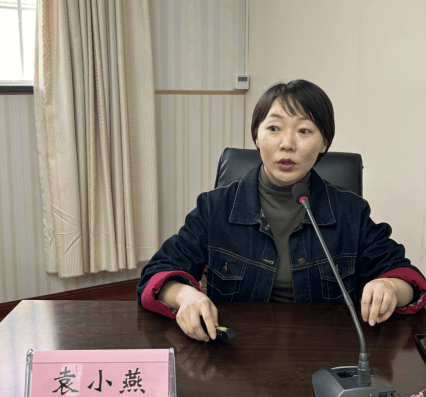 略阳县召开乌鸡全产业链国家科技特派团培训为全产业