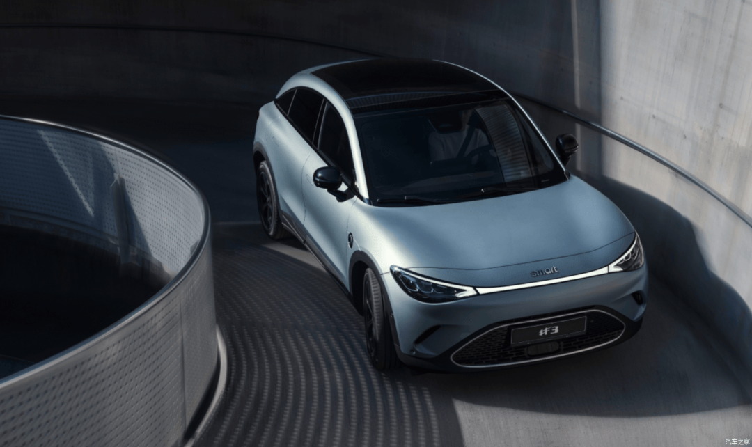 车身还有奔驰logo?时尚拉风小精灵!