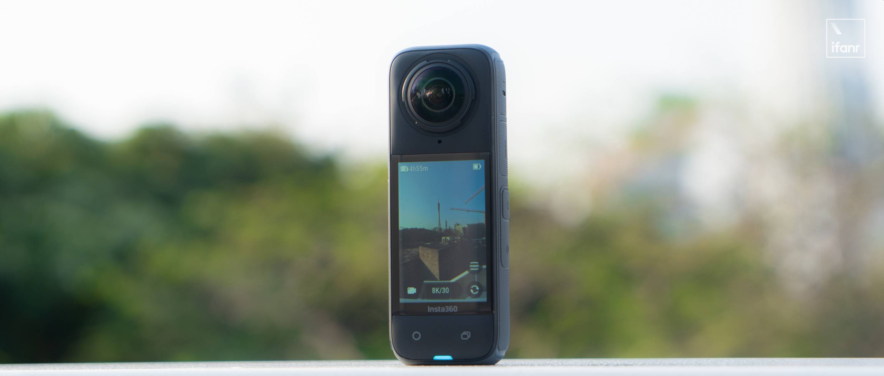 影石 X4 体验：拿在手上的全景 8K，最全面的全景运动相机
