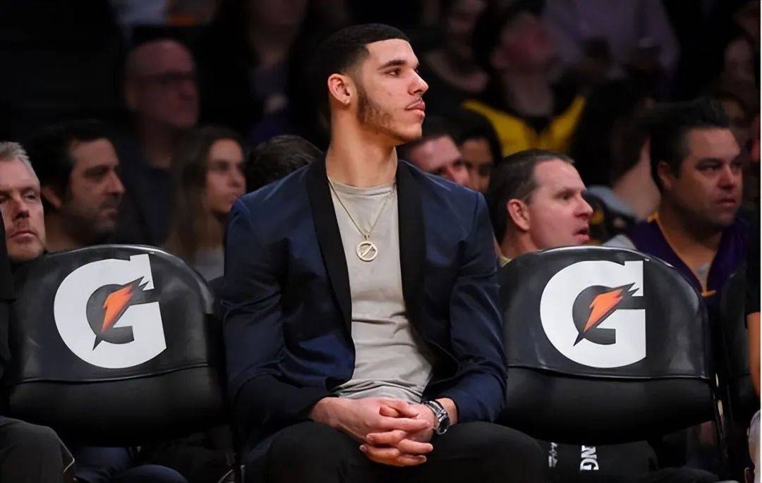 惋惜球哥鲍尔遭遇罕见伤病职业生涯报销或将成为定局