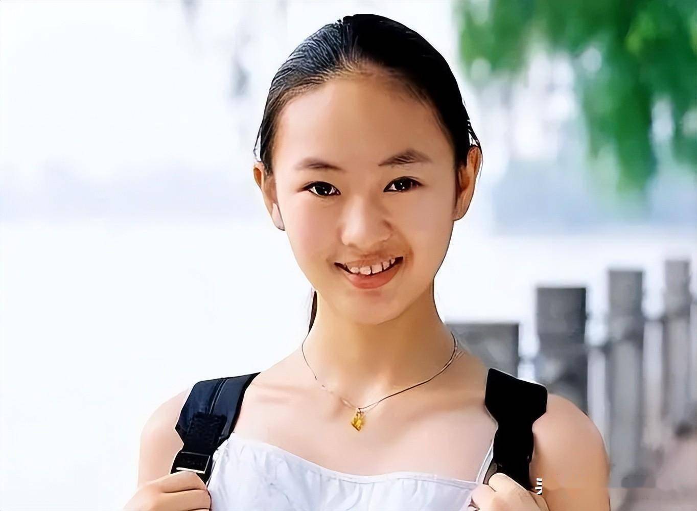 被前男友家暴爆料陷害唐嫣背刺佟丽娅如今成视后她凭什么