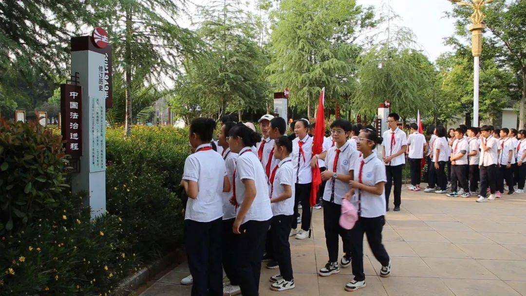 不错这样上好行走的思政课