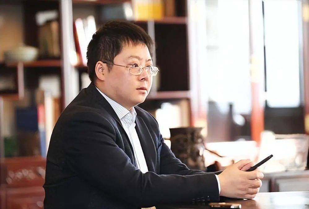 当代西门庆爆雷一年挥霍300亿