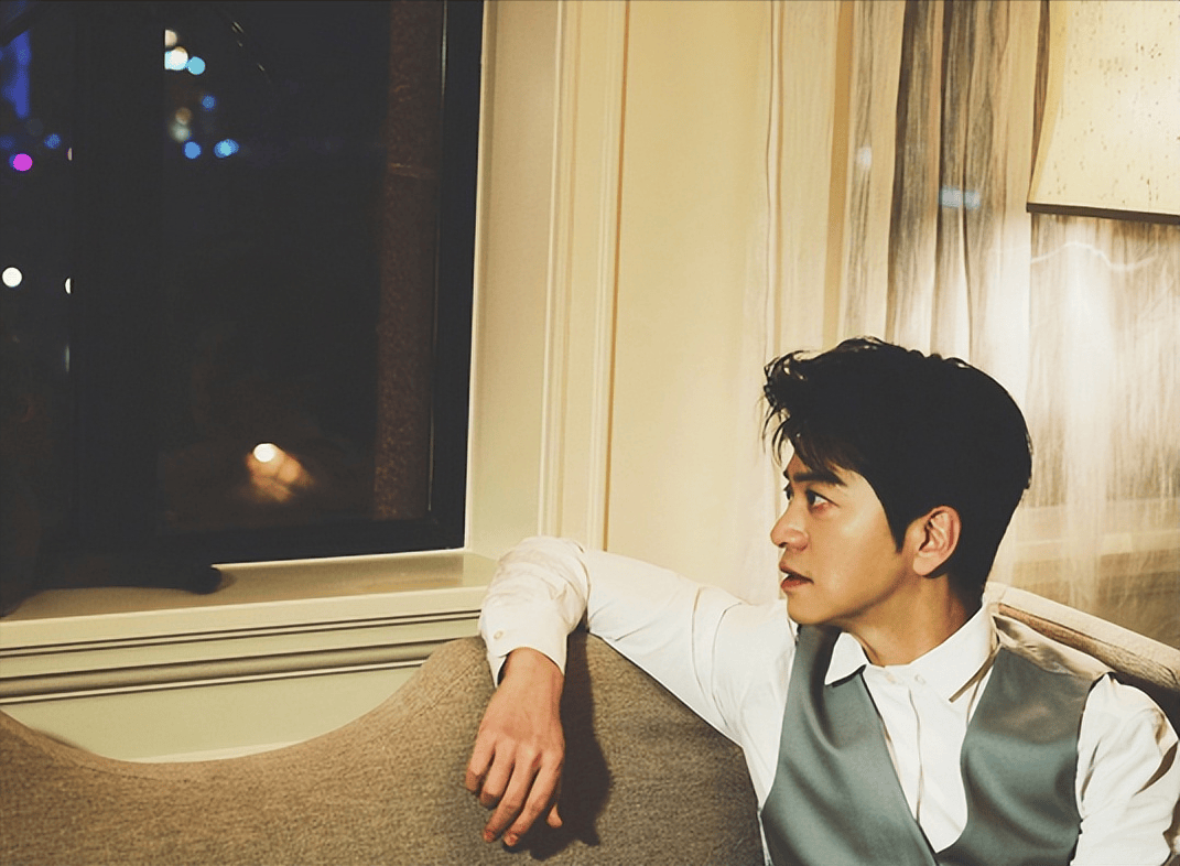 49岁李健的豪宅火了装饰温馨无一丝俗气一进屋就被治愈