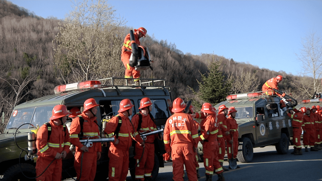 锻造生态铁军开展防火演练筑牢安全防线亚布力林业局有限公司开展龙威