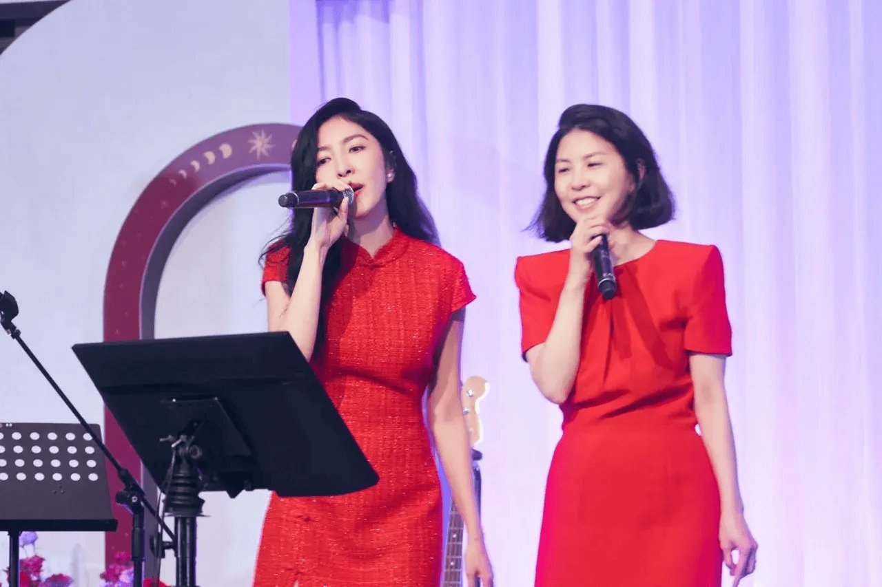 8周年补办中式婚宴,甜蜜亲吻相互表白,众星见证_林熙蕾_林心如_宾客