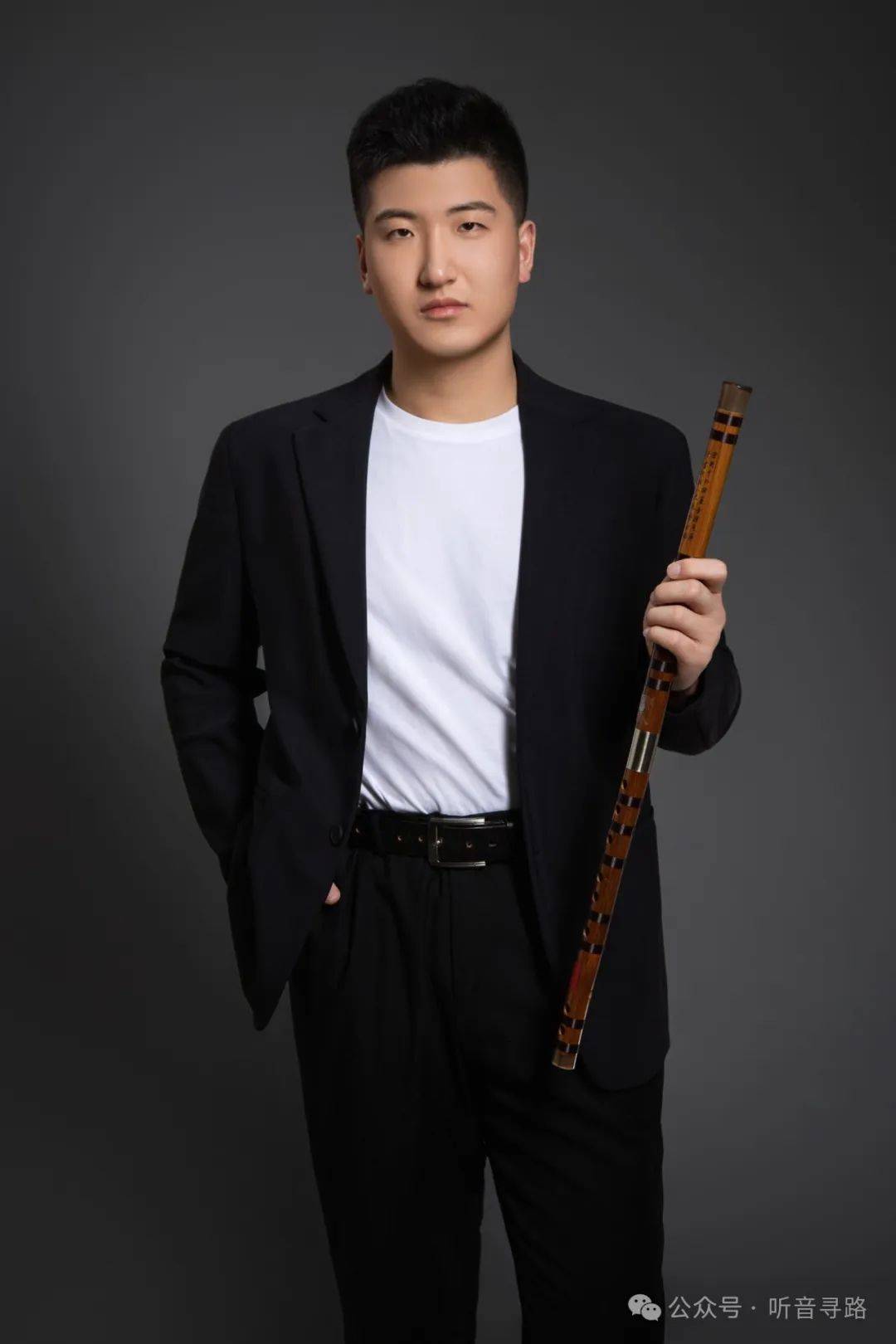新专辑《返本开新——唐俊乔教授与上海音乐学院竹笛乐团音乐会集萃》
