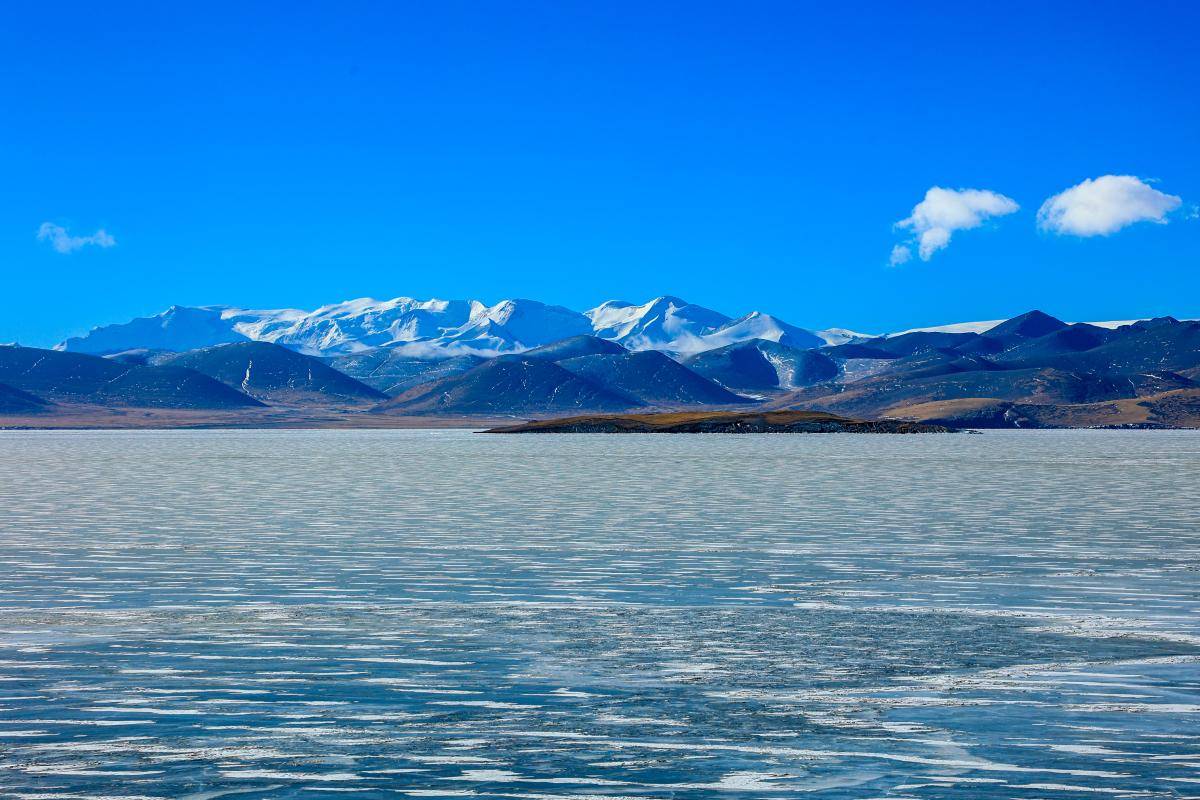 一步一景一湖一世界探秘新疆赛里木湖