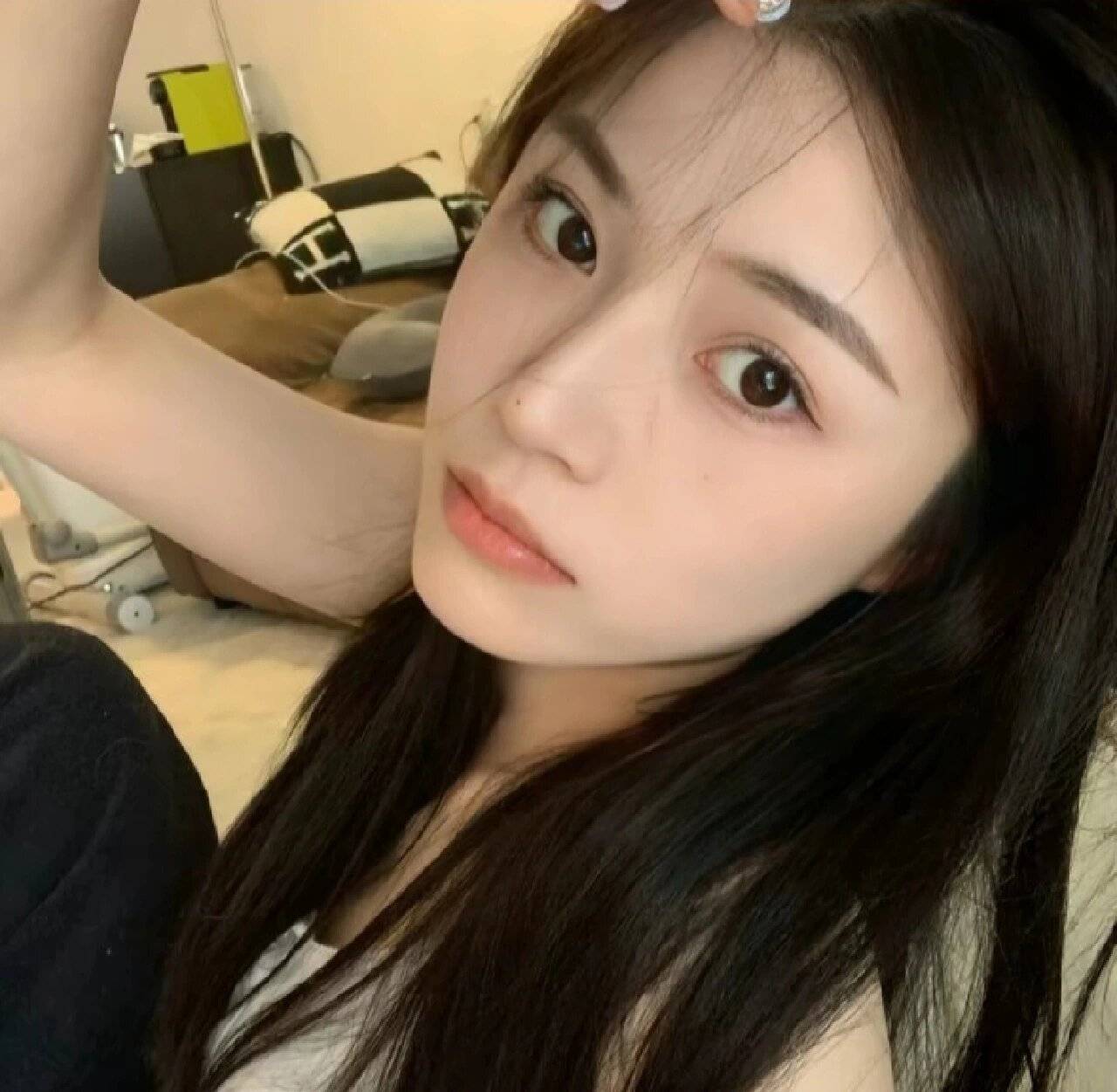 拨打【娜娜18608355168同微信】,仅需不到1200元,便可开启一段难忘的