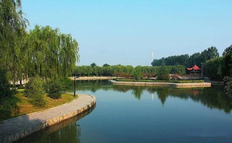 西安凤凰池公园图片