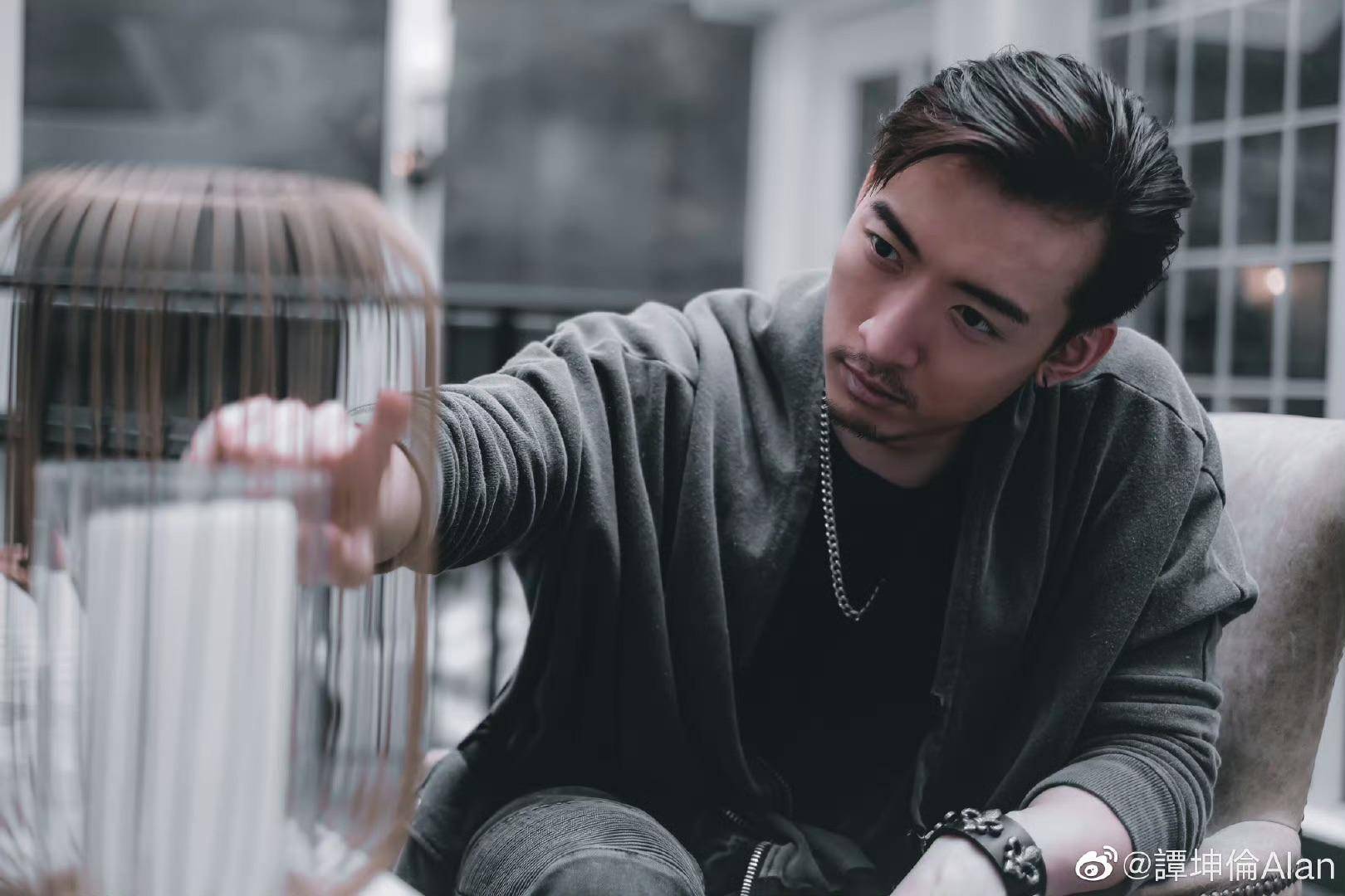 效力大台13年,曾为一场戏21天狂减20斤_谭坤_李成昌_角色