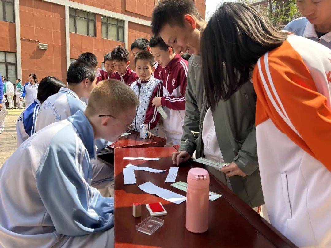 多彩校园 | 玄鸟报春·共护生态——首都师大附中首届"爱鸟周"活动