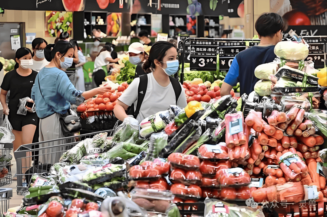 "与其说是消费降级,不如说是智商升级"