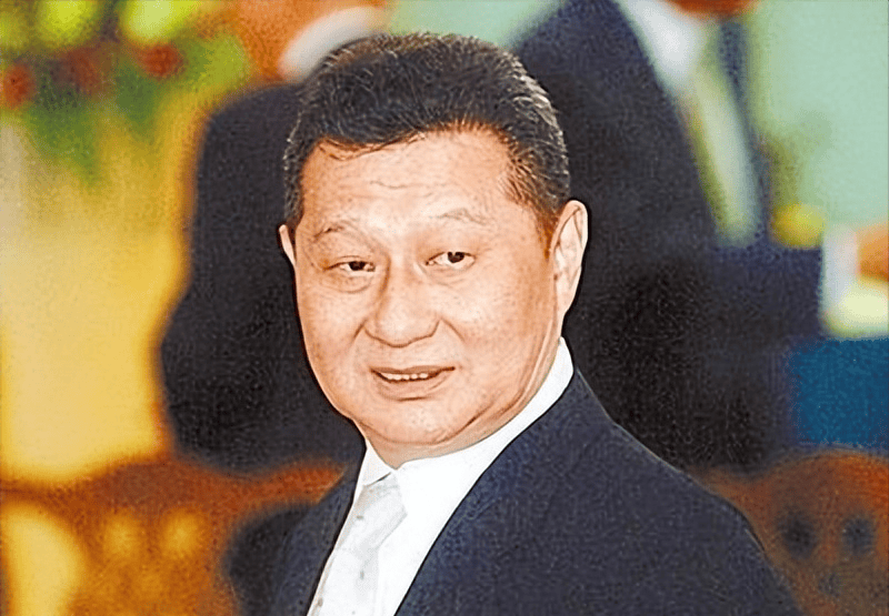 了其中巨大的商机,全力以赴创立起了"台湾大哥大"这个享誉全球的品牌