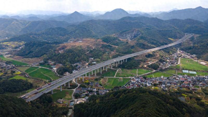 杭州绕城西复线:推进交旅融合 打造乡村振兴新引擎_高速公路网_游客