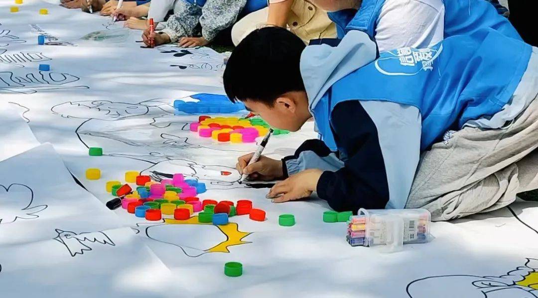 "童"心守护,绿色"童"行——赵县信誉楼团委开展世界地球日主题活动