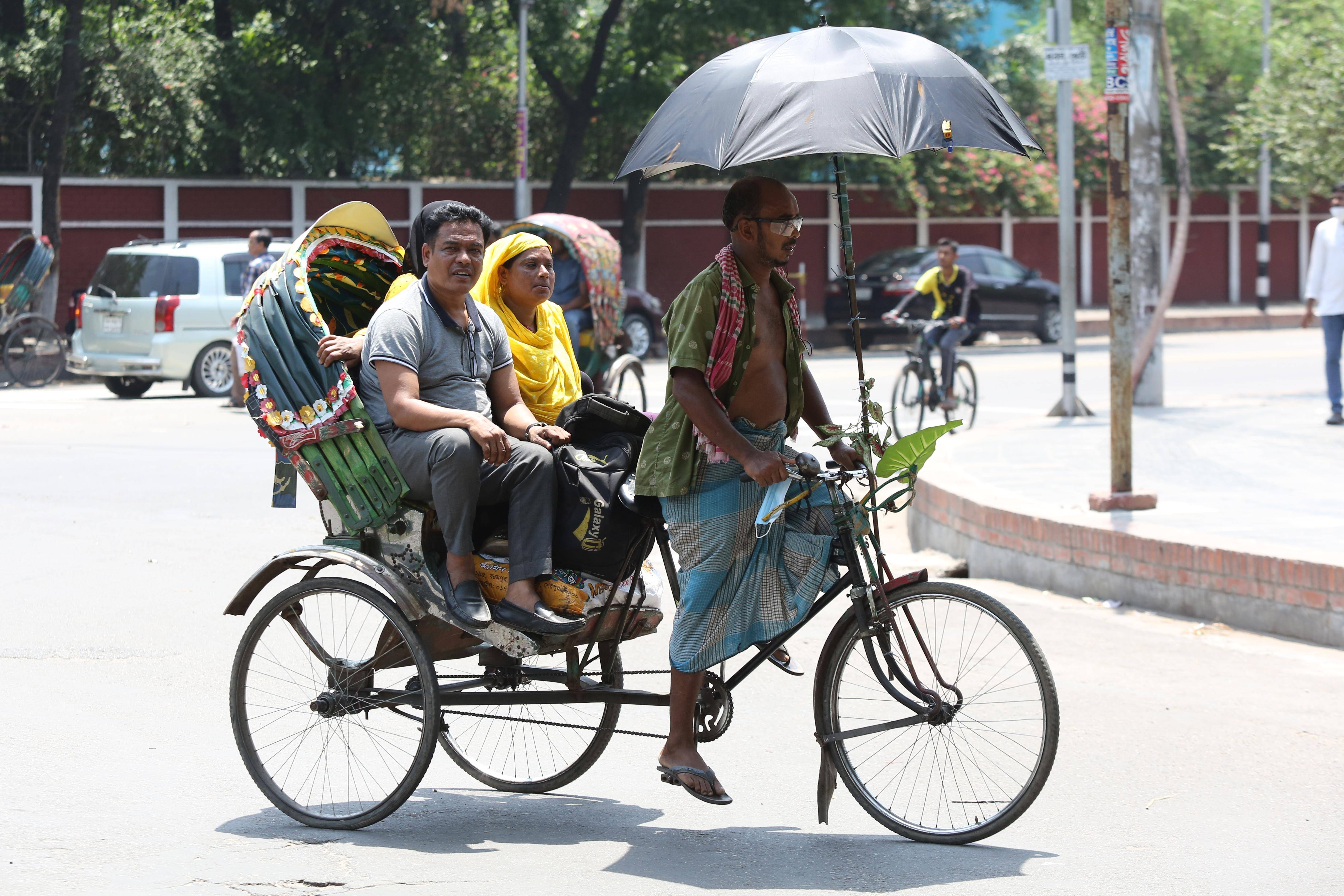 孟加拉国遭遇高温天气