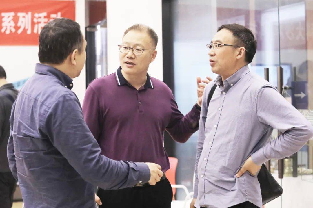 走进电子科大科技园,共同探讨人工智能与元宇宙~_发展_融合_四川省