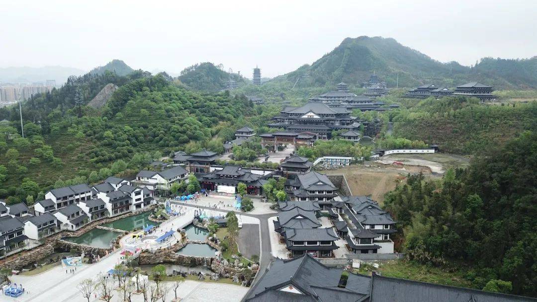 2024首届钱江源公路自行车赛暨heros系列赛鸿鲸枫度—开化站